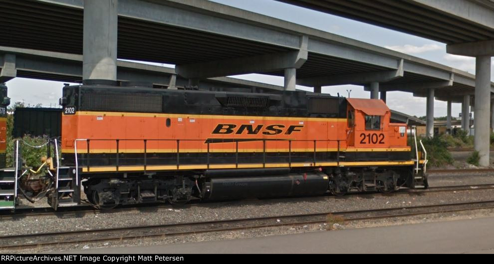 BNSF 2102